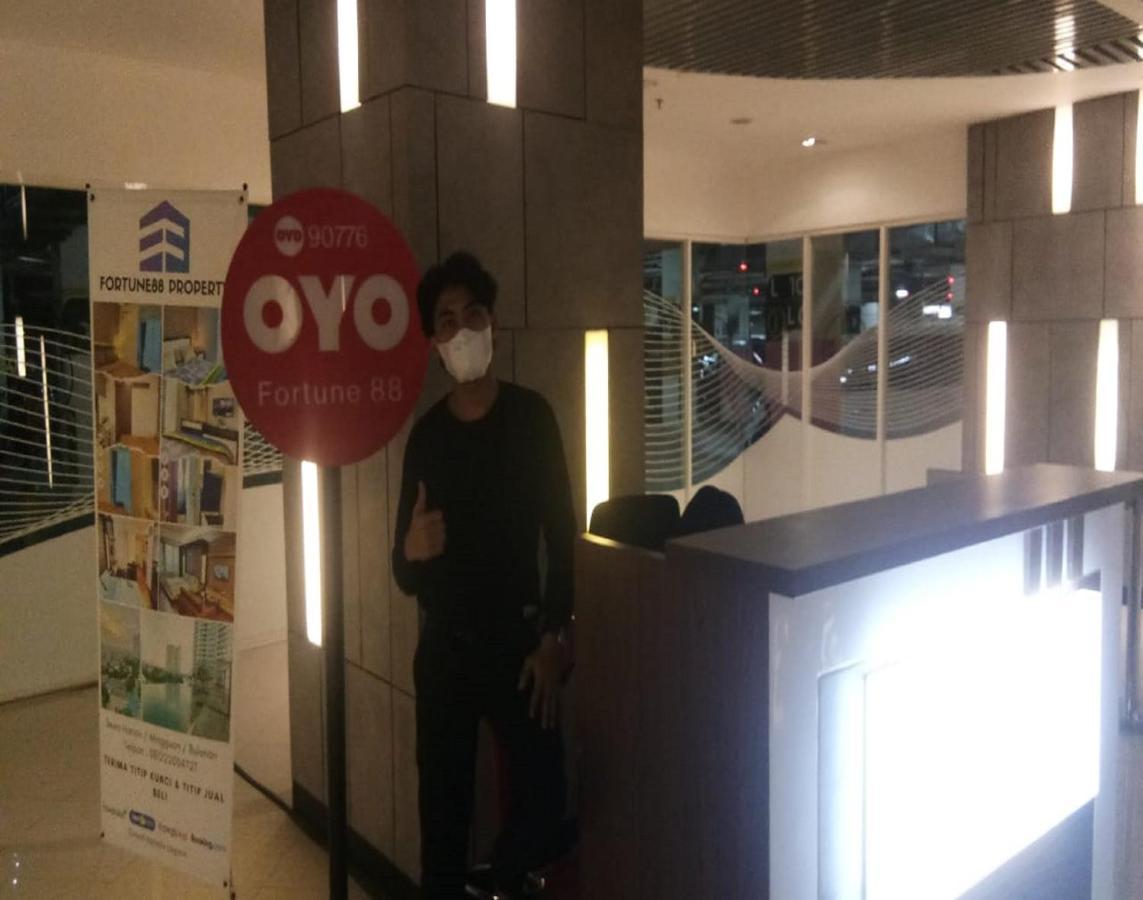 Oyo 90776 Fortune 88 Grand Kamala Lagoon Bekasi Bagian luar foto